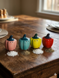 Salt and paper For Your Kitchen Table